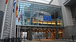 Trece eurodiputados votaron en contra de la resolución que condenaba la invasión rusa