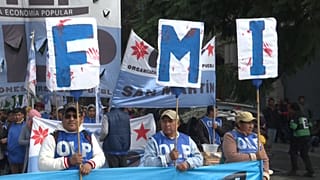La izquierda argentina critica la falta de una auditoría que determine doónde fué a parar el dinero del FMI