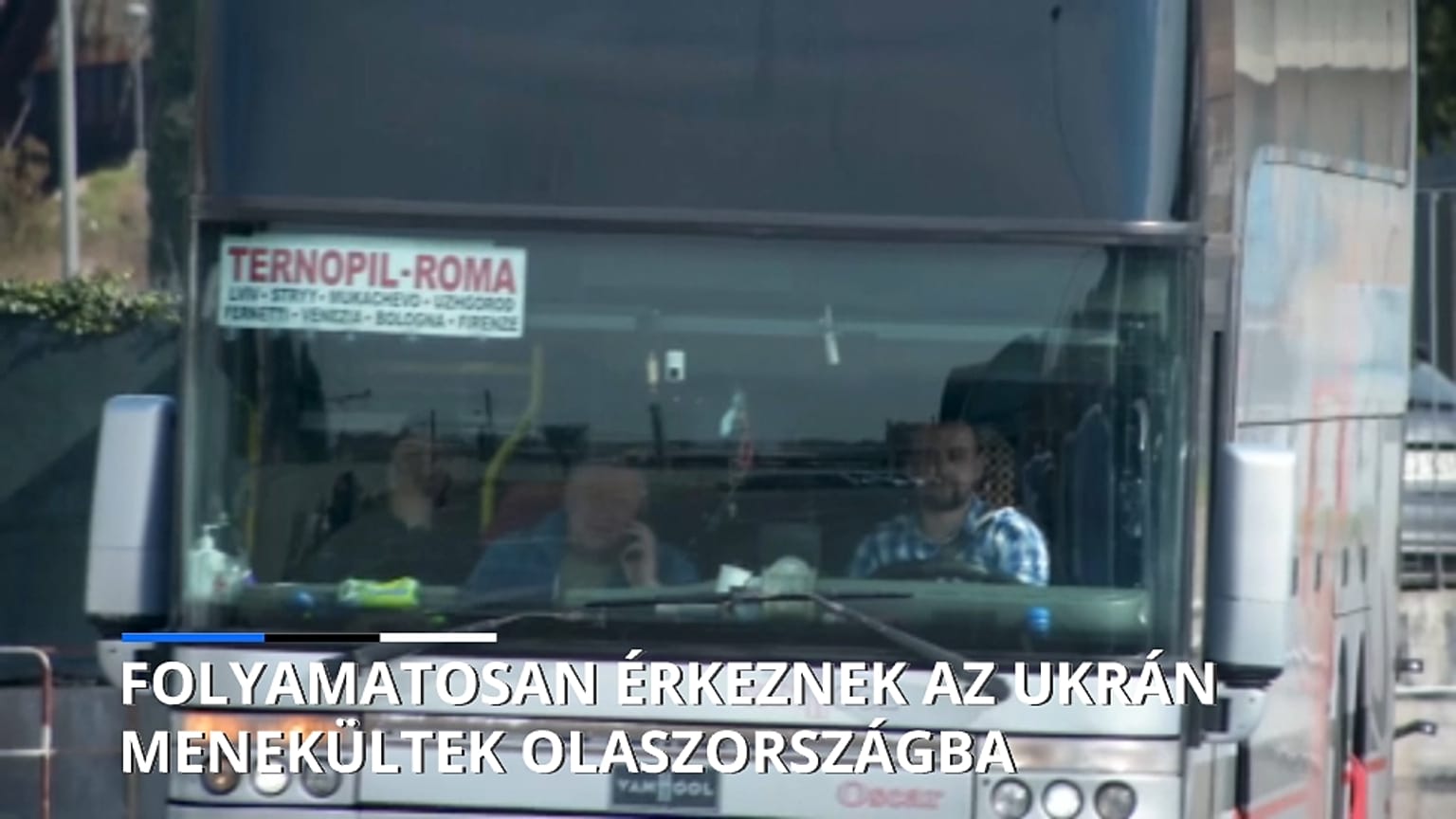 Dall'Ucraina, autobus carichi di rifugiati arrivano a Roma e Trieste