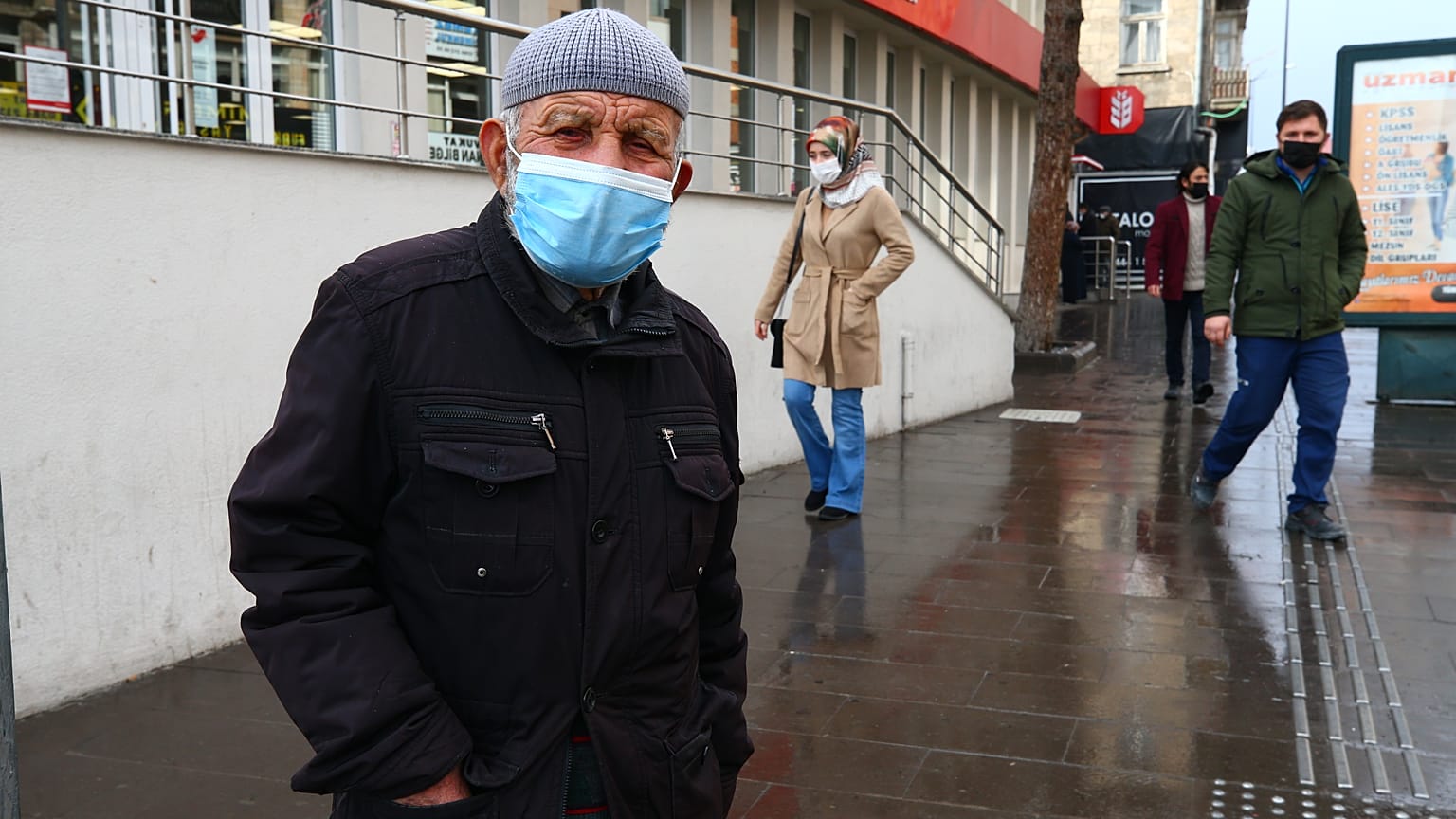 Maske zorunluluğu kalkıyor