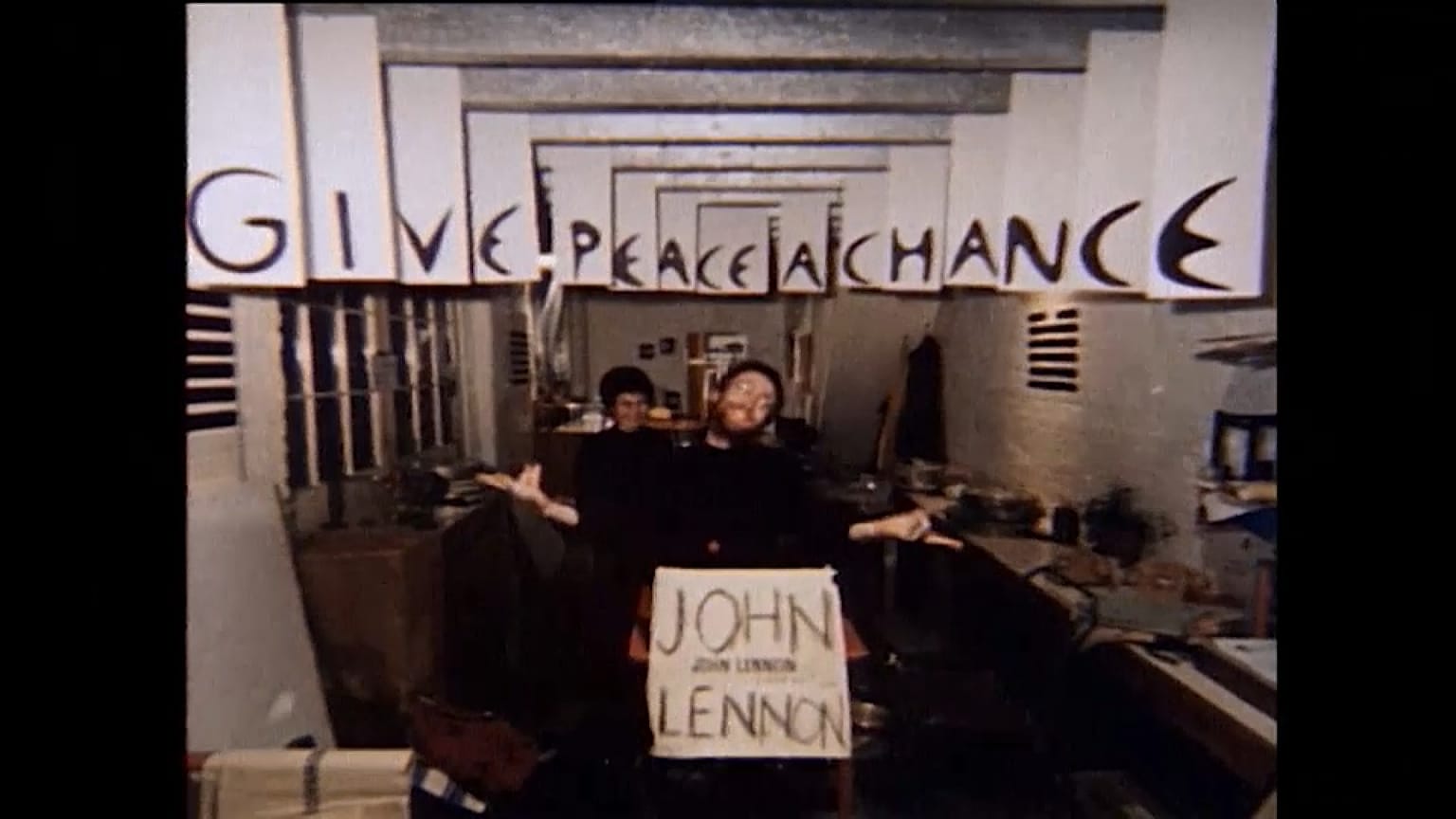 150 európai rádióban szólt egyszerre a Give Peace a Chance