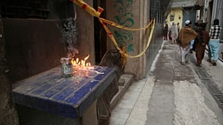 حمله انتحاری به مسجد شیعیان در پیشاورِ پاکستان