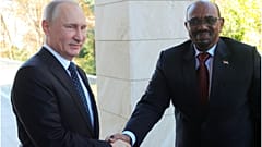 الرئيس الروسي فلاديمير بوتين ورئيس السودان السابق عمر البشير