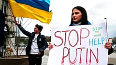 Stop Putyin! - ez a leggyakoribb szlogen a békét követelő tüntetéseken szerte a vilgágon
