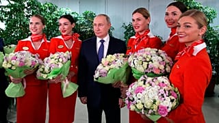 Wladimir Putin beim Besuch einer Flugschule der Fluggesellschaft Aeroflot