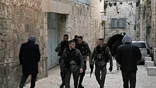 عناصر من الشرطة الإسرائيلية في البلدة القديمة في القدس المحتلة