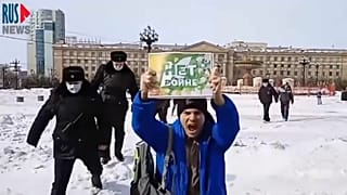 Акция протеста против войны на Украине в Хабаровске
