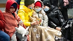Ukrainische Kinder am Berliner Hauptbahnhof