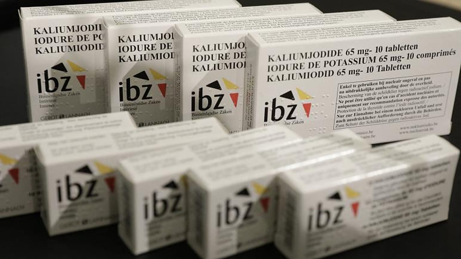 İyot tabletleri doğru zamanda alındığında tiroit bezini radyoaktif iyotlara karşı koruyor ve tiroit kanseri riskini azaltıyor 