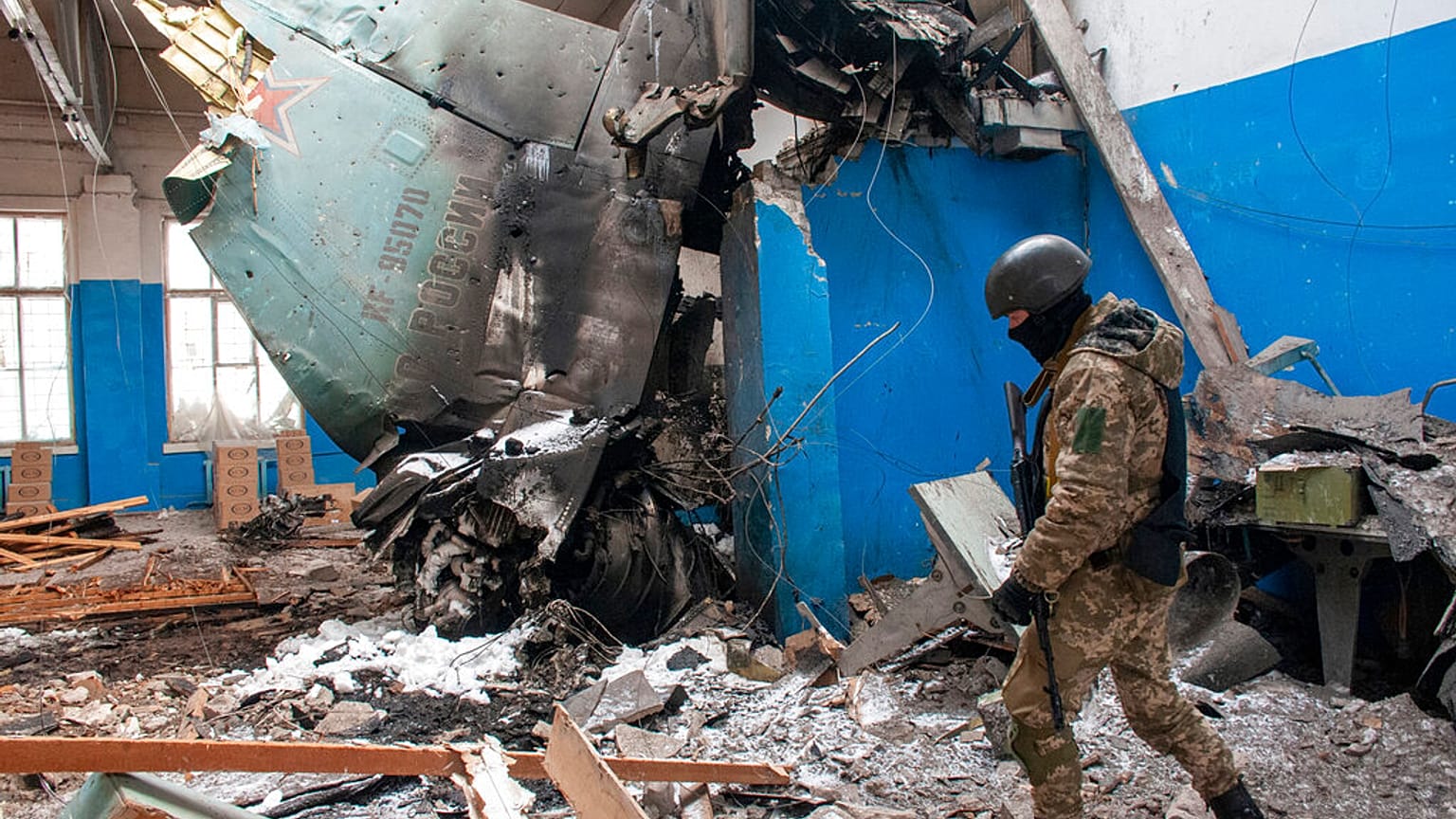 Khakiv continua a ser bombardeada pelas forças russas