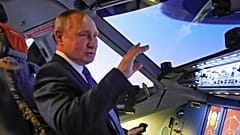 Vlagyimir Putyin az Aeroflot szimulátorában, 2022. március 5-én