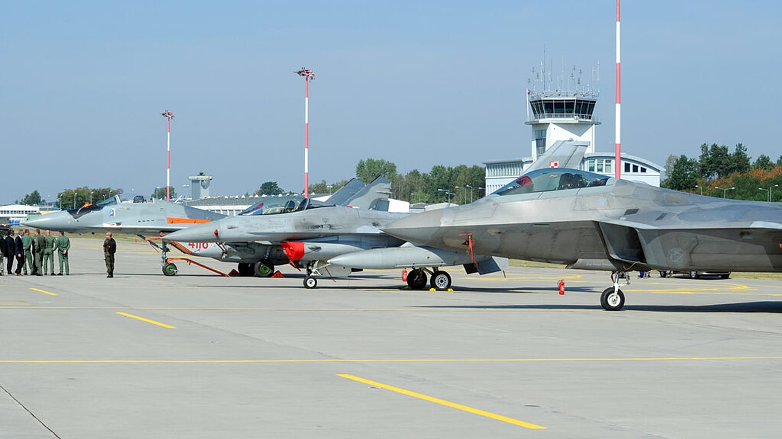 Polonya'ya ait Rus yapımı Mig-29 savaş uçakları