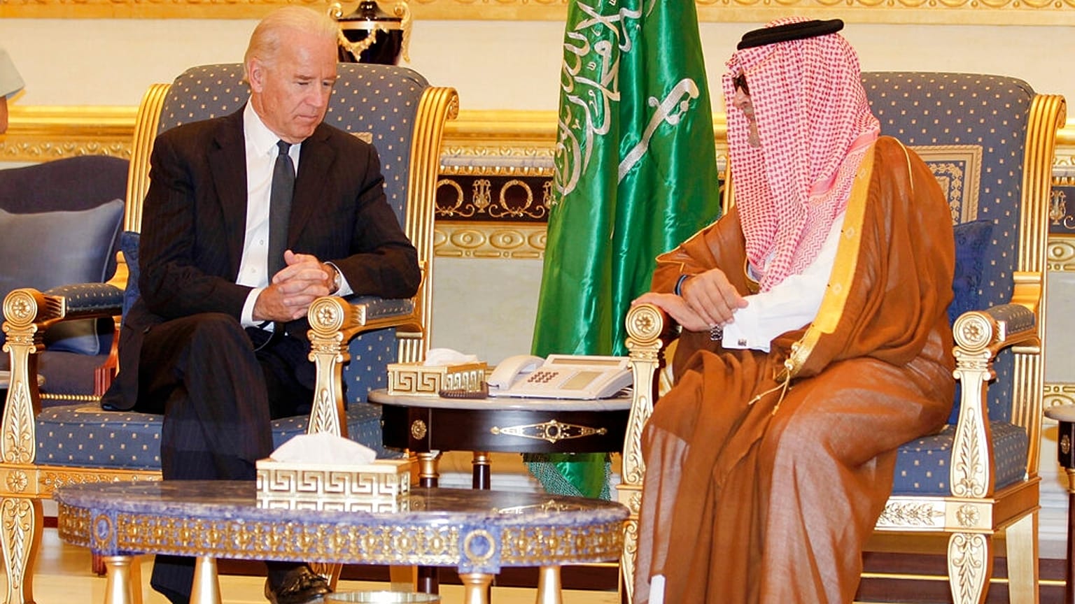 Joe Biden ABD başkan yardımcısı olarak Suudi Arabistan'ı ziyareti sırasında / Arşiv