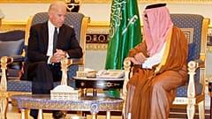 Joe Biden ABD başkan yardımcısı olarak Suudi Arabistan'ı ziyareti sırasında / Arşiv