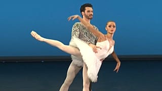 Молодые солисты Киевского балета на сцене парижского театра Шатле, 8 марта 2022 г.