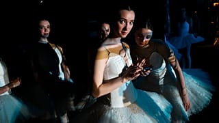 Schwanensee und Nussknacker - gestrandetes Kiewer Ballett tritt im Pariser Châtelet auf