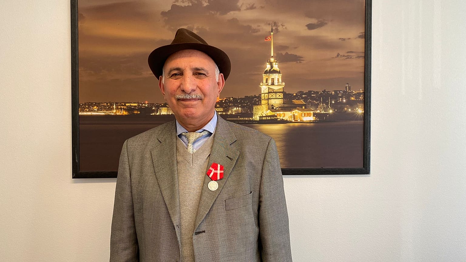 Danimarka'da Mustafa Çolak'a kraliyet madalyası