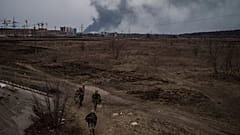 Soldaten am Rande vom Irpin, unweit von Kiew, 12.03.2022