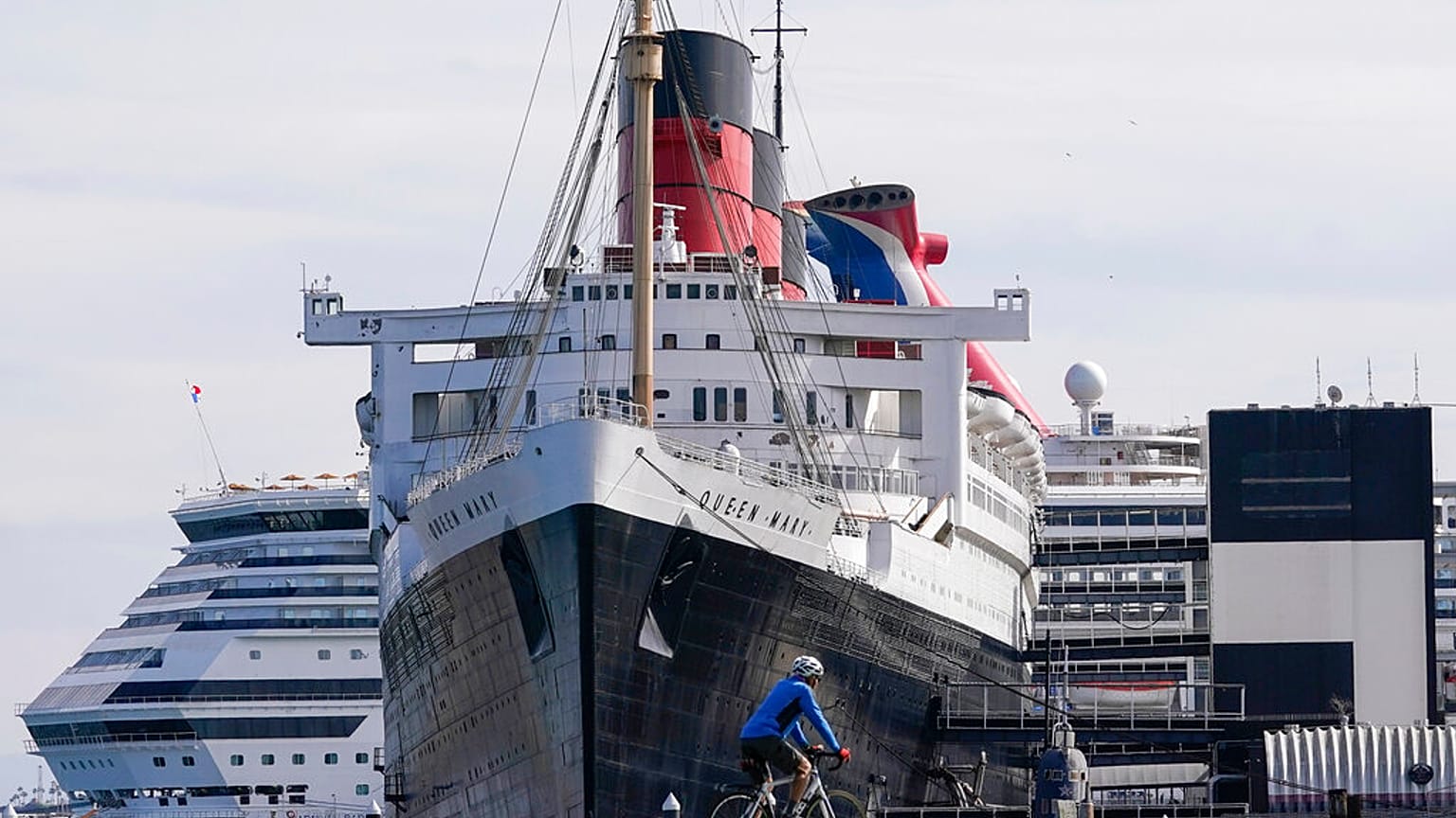 El trasatlántico Queen Mary volverá a echar la escalerilla para los visitantes tras su renovación