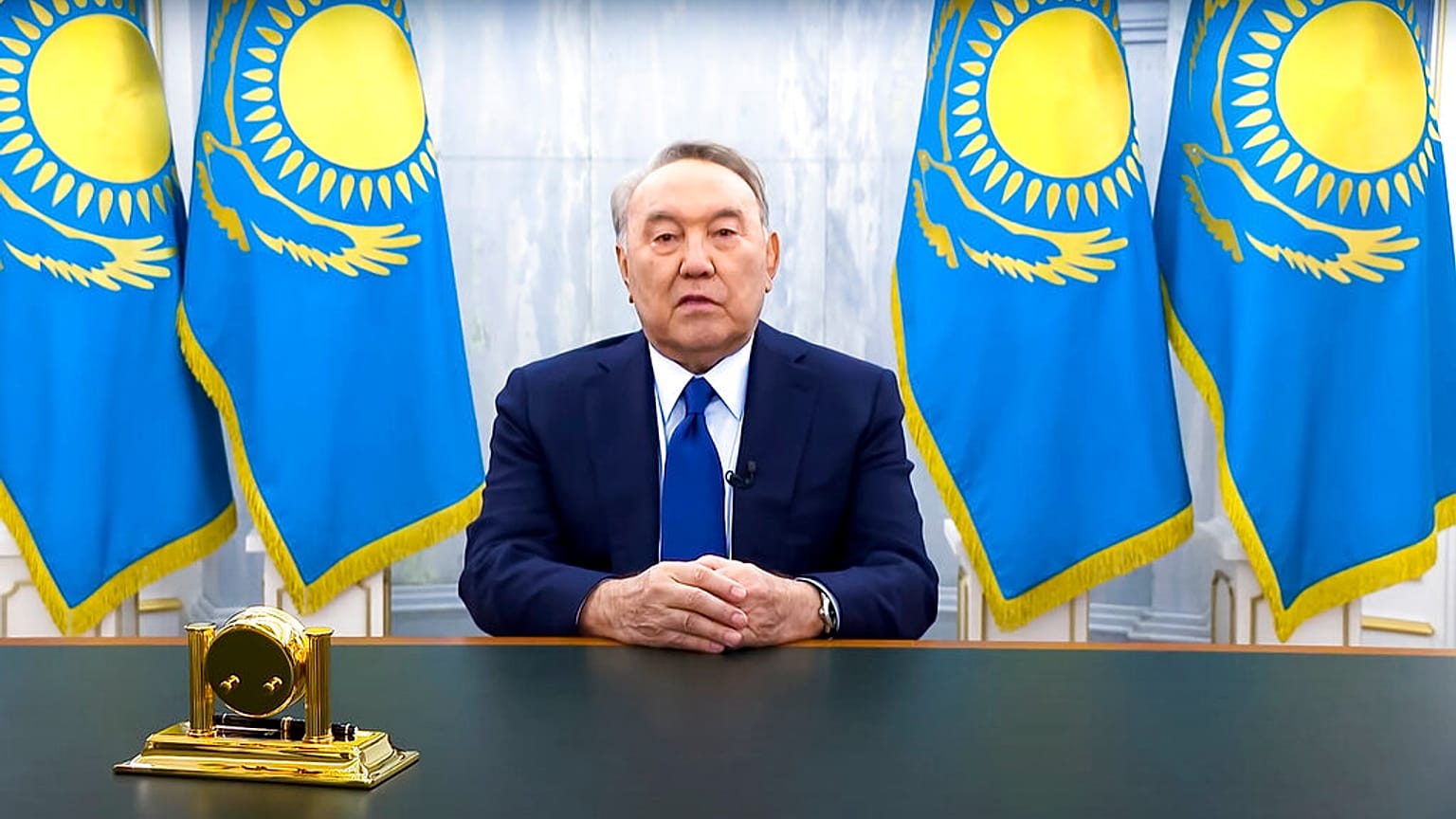 Kazakistan'ın eski Cumhurbaşkanı Nursultan Nazarbayev (Arşiv)