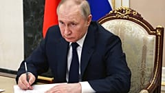Putin wegen Kriegsverbrechen anklagen? Kompliziert, aber nicht unmöglich