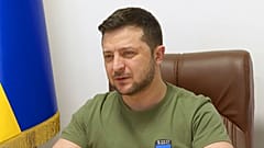 Ζελένσκι: «Μετά τον πόλεμο θα ανοικοδομήσουμε την Ουκρανία»