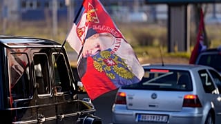 По словам организаторов, в автопробеге приняли участие более 200 автомобилей