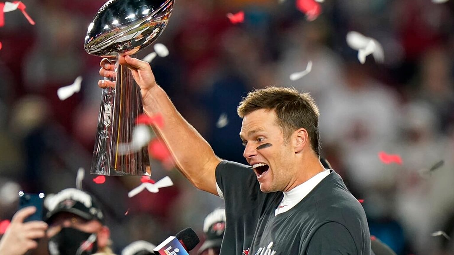 Tom Brady quer continuar a bater recordes