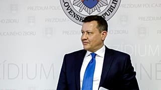 Daniel Lipsic ügyész sajtótájékoztatót tart az ügyről a médiának Pozsonyban, 2022. március 15-én