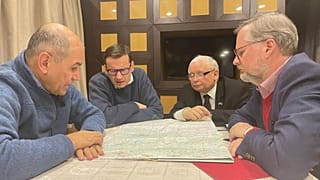 A négy politikus már Kijevben van, ott készítették róluk ezeket a képeket