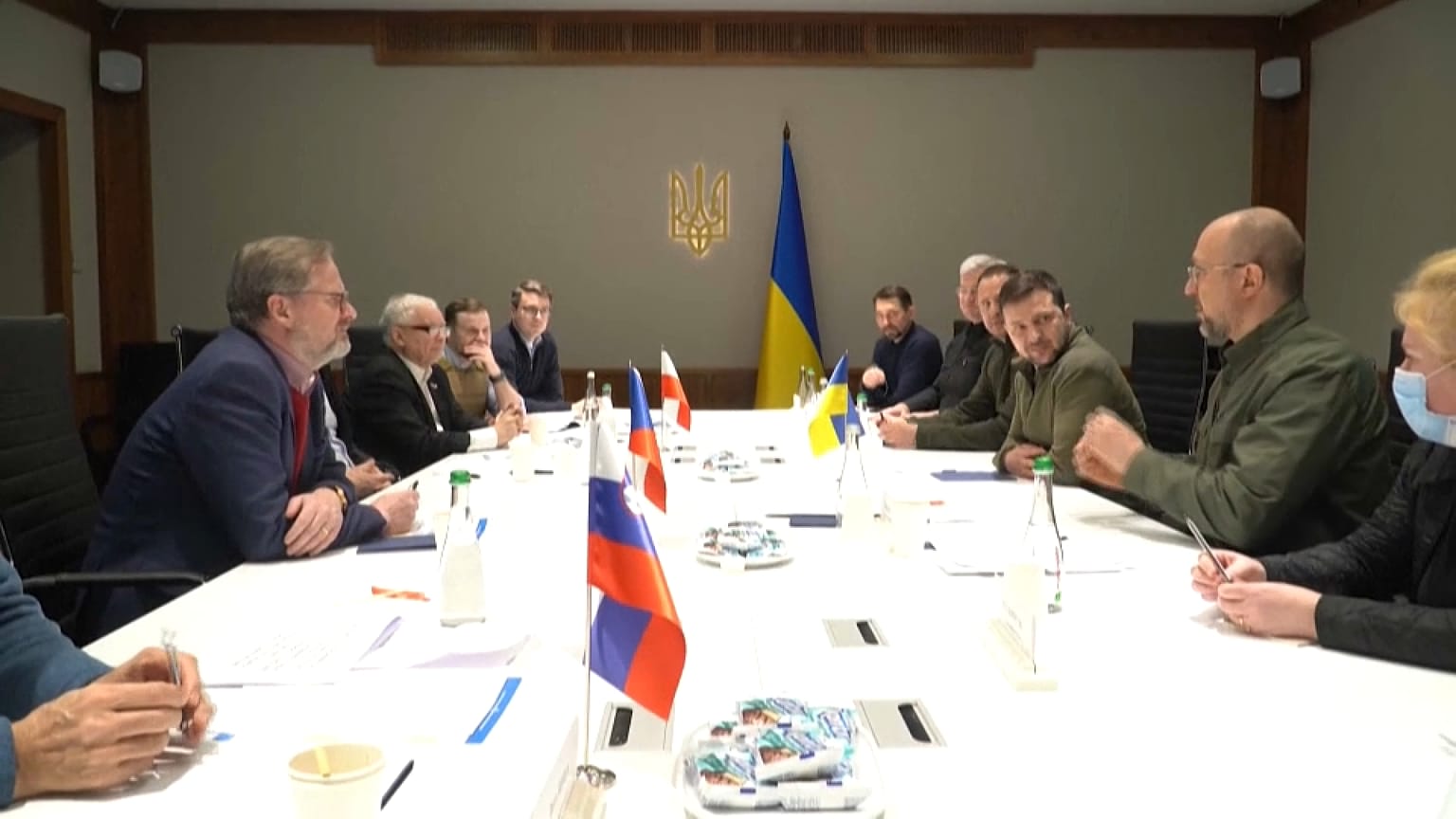 Zelenski junto a los primeros ministros de Polonia, Eslovenia y República Checa  