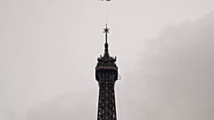 Torre Eiffel "cresceu" mais seis metros com instalação de nova antena