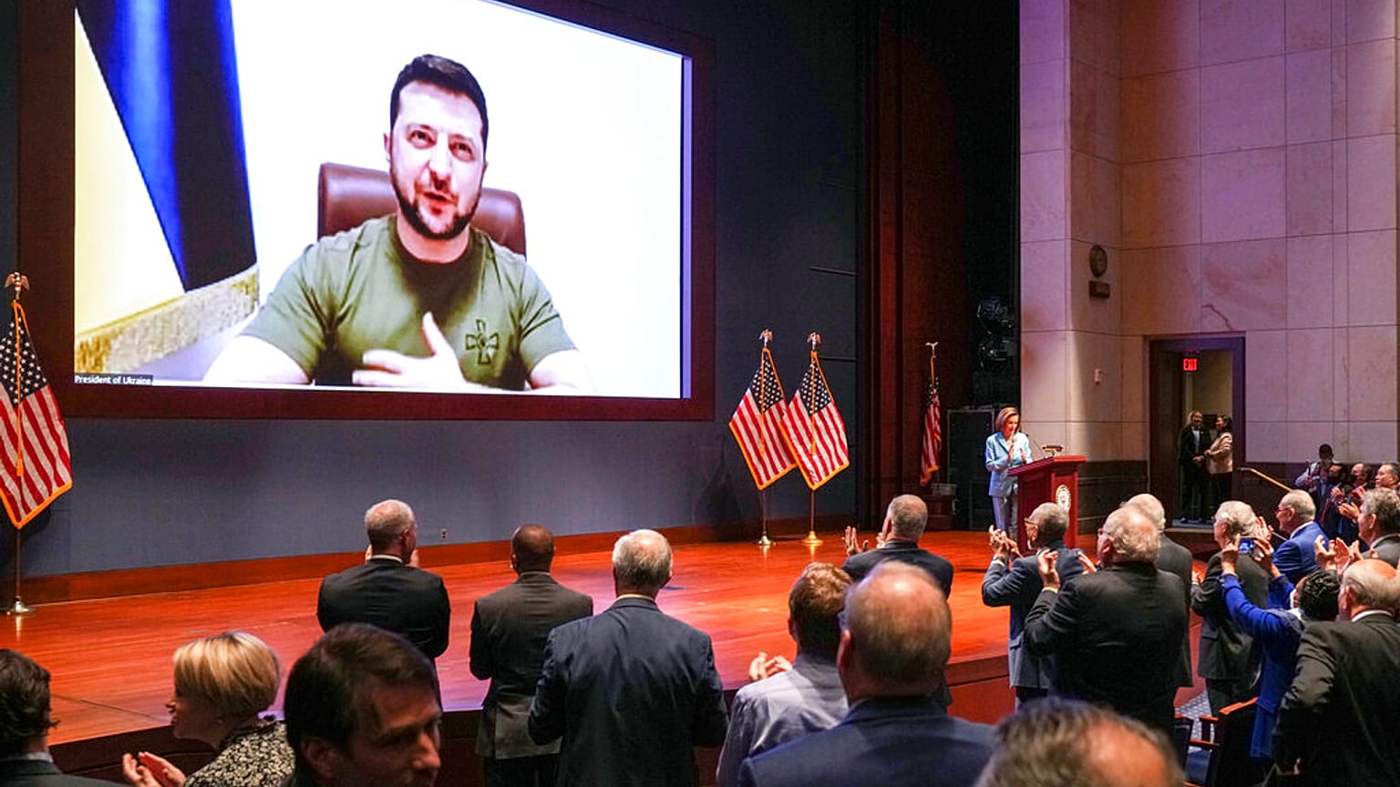 Volodymyr Zelenskyy em videoconferência com o Congresso dos Estados Unidos