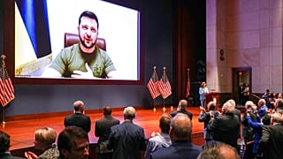 Volodymyr Zelenskyy em videoconferência com o Congresso dos Estados Unidos