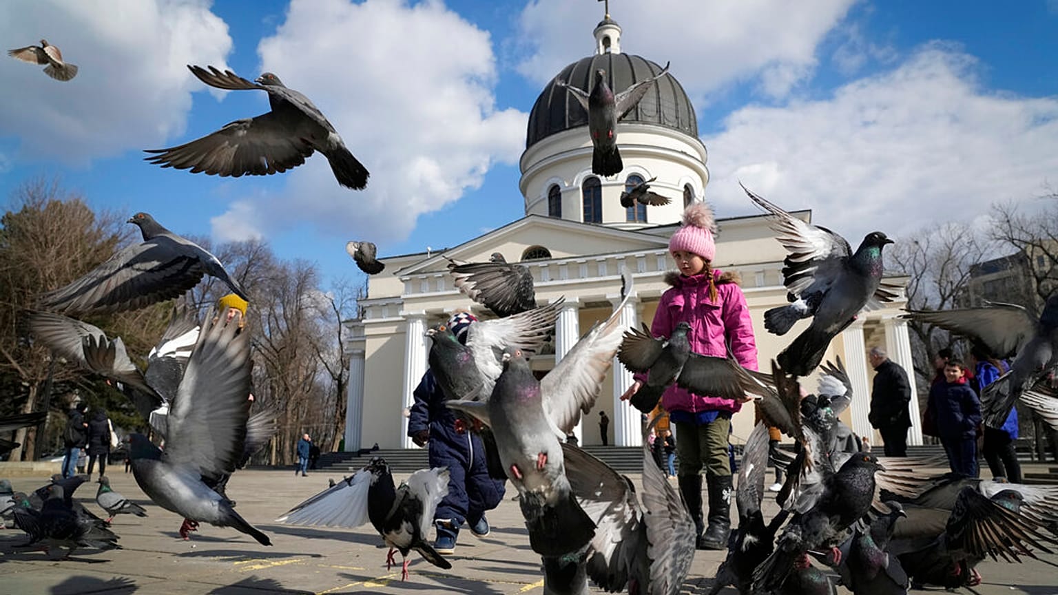 Escena de calle en Chisinau, Moldavia
