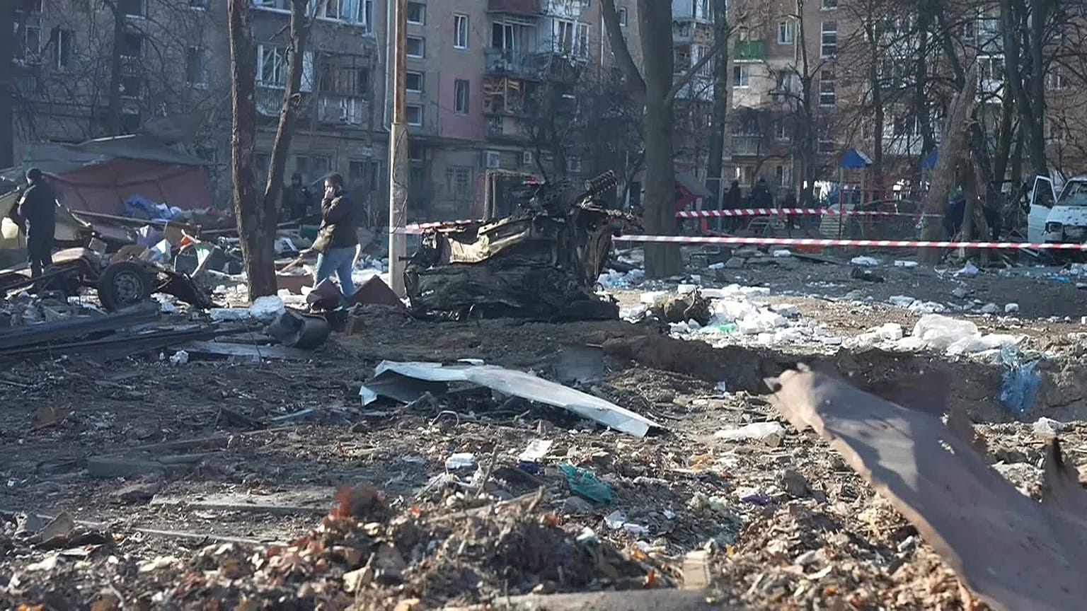 Nouvelles frappes meurtrières sur Kyiv 