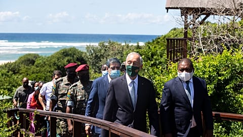Marcelo Rebelo de Sousa e Filipe Nyusi na Ponta Milibangalala