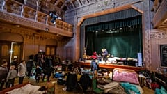 Das alte Theater von Przemysl dient als Flüchtlingsunterkunft.