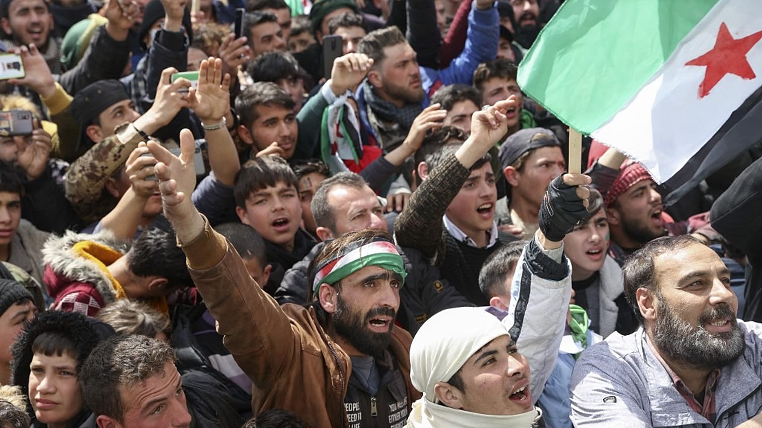 Siria, manifestazioni a Idlib 11 anni dopo l'inizio della guerra