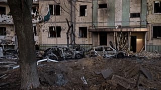 Ucraina: domenica di bombe sulla periferia di Kiev