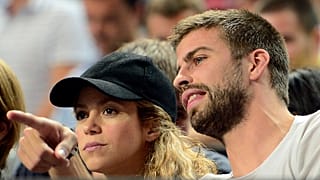 المغنية الكولومبية شاكيرا وزوجها جيرارد بيكيه