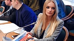 Elizaveta (Liza) Peskowa während eines Praktikums bei einem EU-Abgeordneten 2019