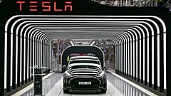 Tesla inaugura polémica fábrica de Berlim