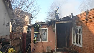À Kyiv, les pompiers sur tous les fronts 