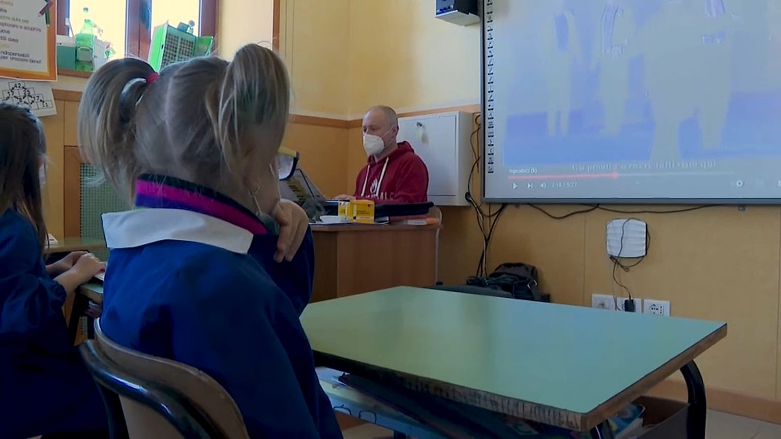 Nikoleta, 10 anni, in classe a Civita Castellana. 