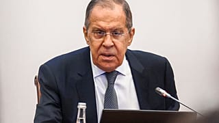 Forze di pace della Nato in Ucrania, è scontro: interviene il ministro degli Esteri russo