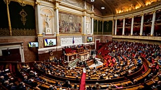 Volodymyr Zelensky face aux parlementaires français, le 23 mars 2022