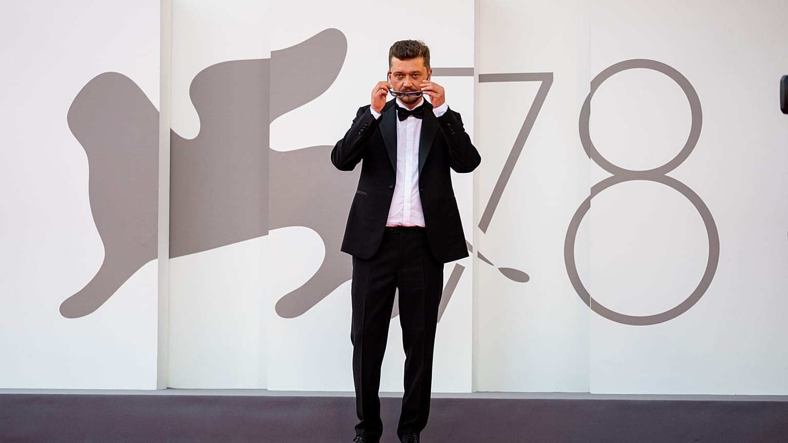 Oscar-jelölt rendező filmezi a valóságot Ukrajnában