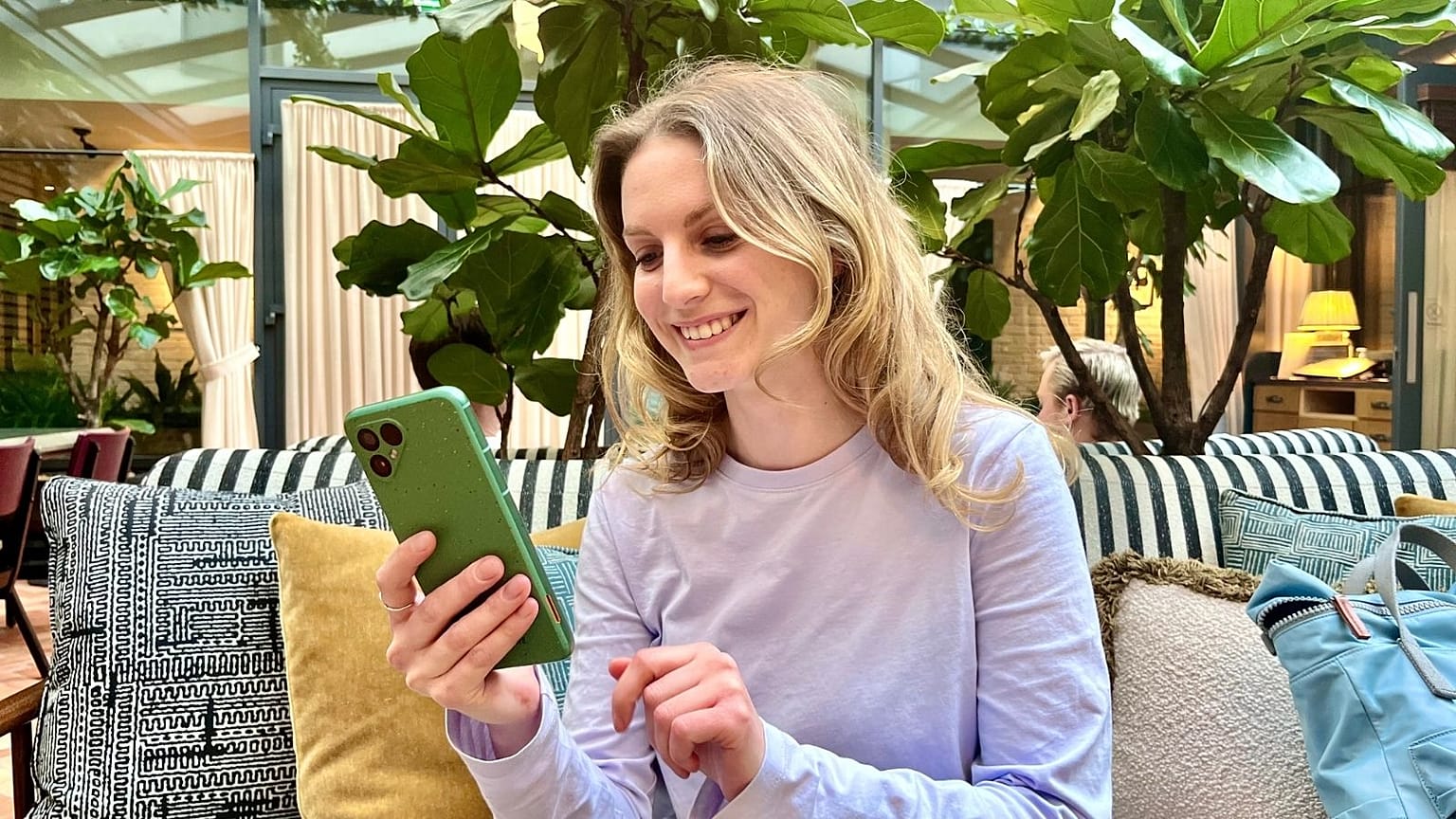 How it feels to have a mobile that doesn’t cost the Earth.
