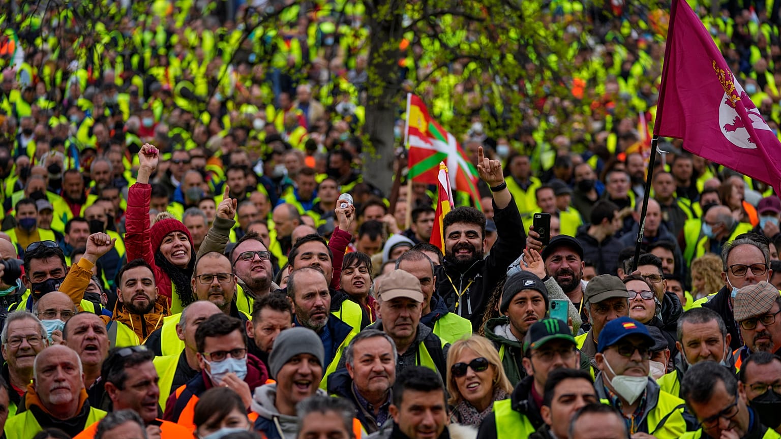Self-employed truckers say they will continue their 12-day strike.
